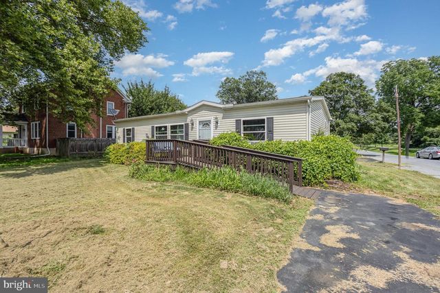 497 MIDDLETOWN RD, Hummelstown, PA 17036