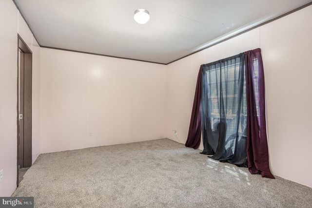 497 MIDDLETOWN RD, Hummelstown, PA 17036