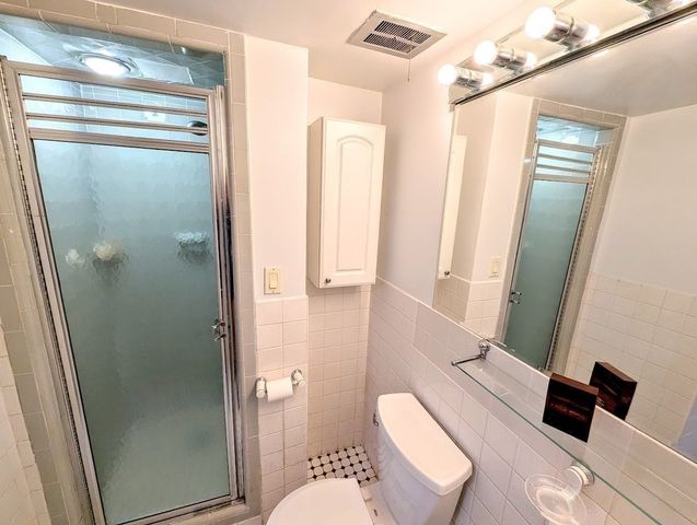 45 Longwood Ave 705, Brookline, MA 02446