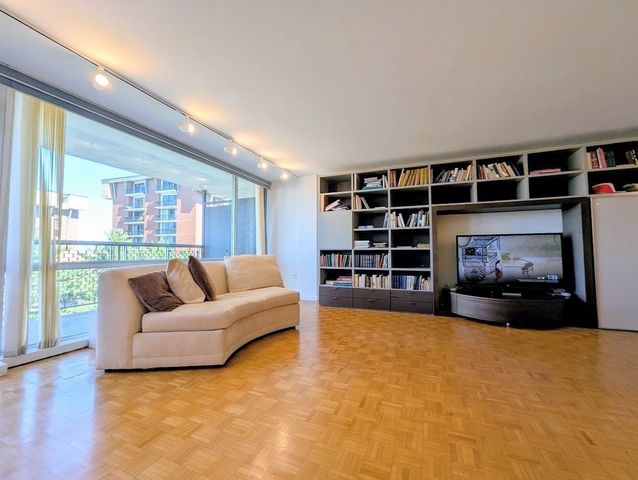 45 Longwood Ave 705, Brookline, MA 02446