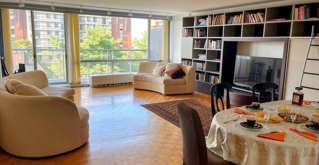 45 Longwood Ave 705, Brookline, MA 02446