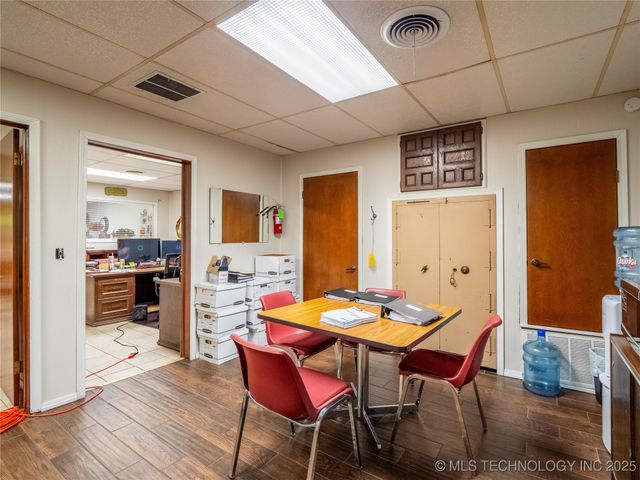 15 E Carl Albert, Mcalester, OK 74501