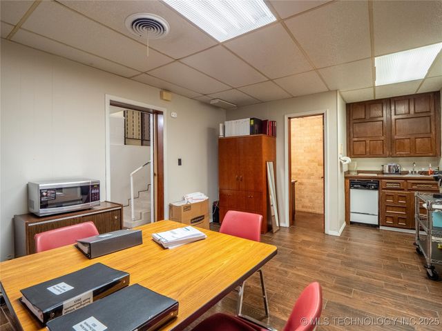 15 E Carl Albert, Mcalester, OK 74501