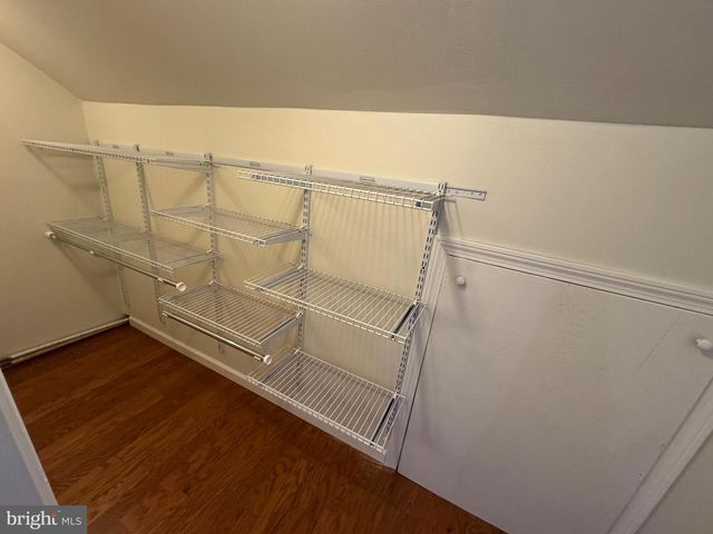 67 HORSESHOE LN, Levittown, PA 19055