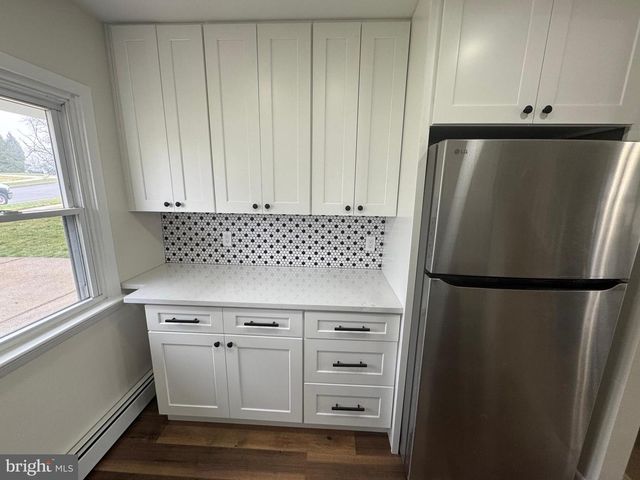 67 HORSESHOE LN, Levittown, PA 19055