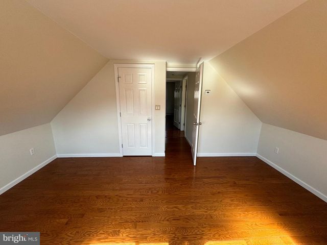 67 HORSESHOE LN, Levittown, PA 19055