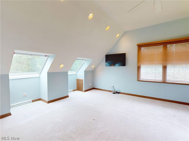 11205 Hampton Ridge Drive, Chardon, OH 44024