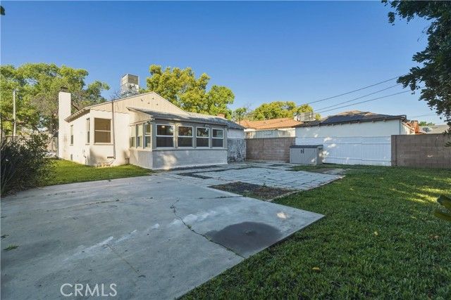 1112 N Naomi Street, Burbank, CA 91505