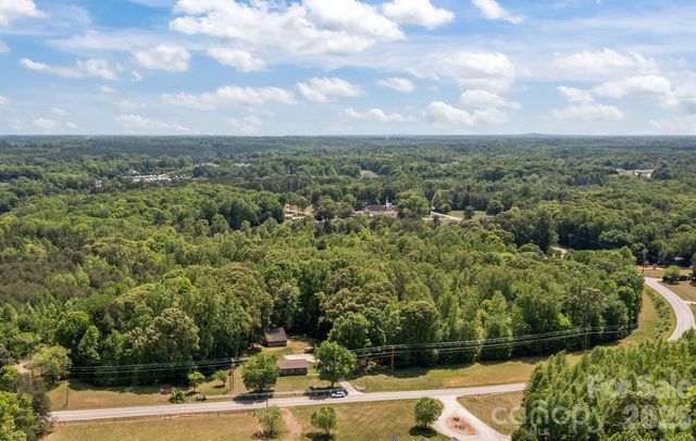 4000 Mount Pleasant Road, Sherrills Ford, NC 28673