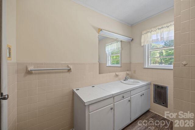 4000 Mount Pleasant Road, Sherrills Ford, NC 28673