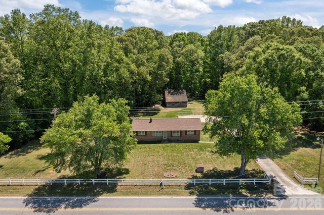 4000 Mount Pleasant Road, Sherrills Ford, NC 28673