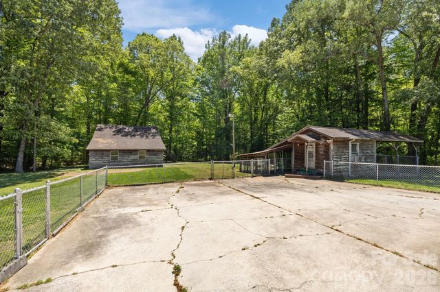 4000 Mount Pleasant Road, Sherrills Ford, NC 28673