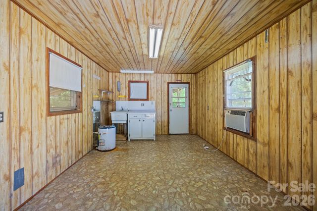 4000 Mount Pleasant Road, Sherrills Ford, NC 28673