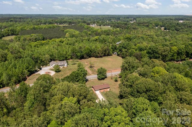 4000 Mount Pleasant Road, Sherrills Ford, NC 28673