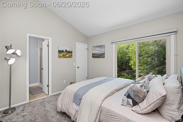 39455 Country Lane, Novi, MI 48375