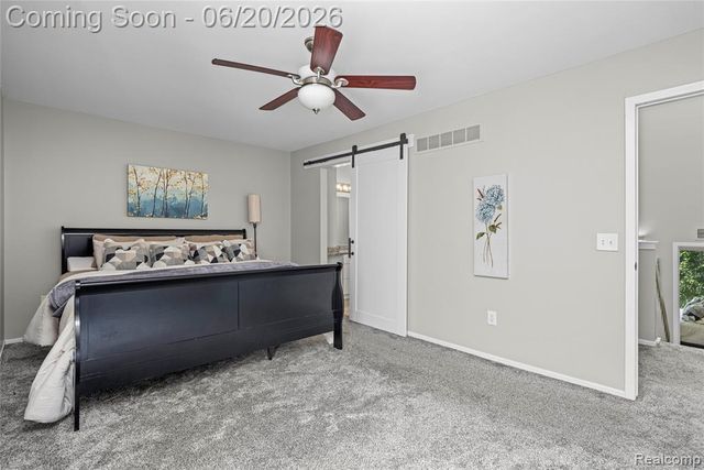 39455 Country Lane, Novi, MI 48375