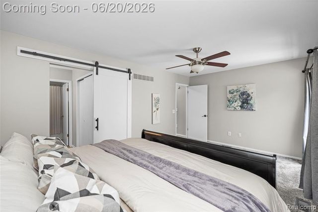 39455 Country Lane, Novi, MI 48375
