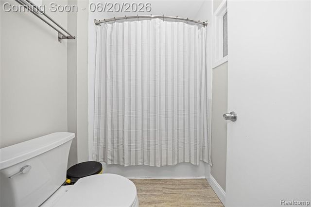 39455 Country Lane, Novi, MI 48375