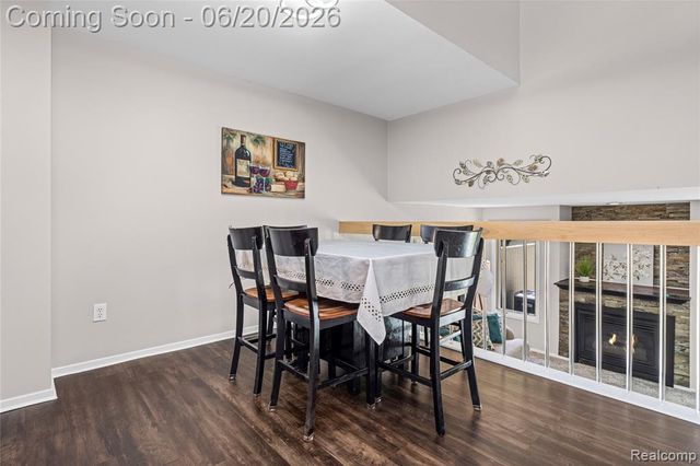 39455 Country Lane, Novi, MI 48375