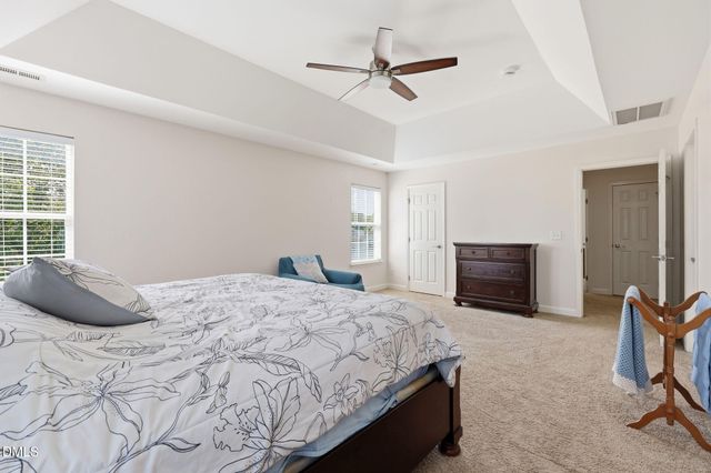 526 Redford Place Drive, Rolesville, NC 27571