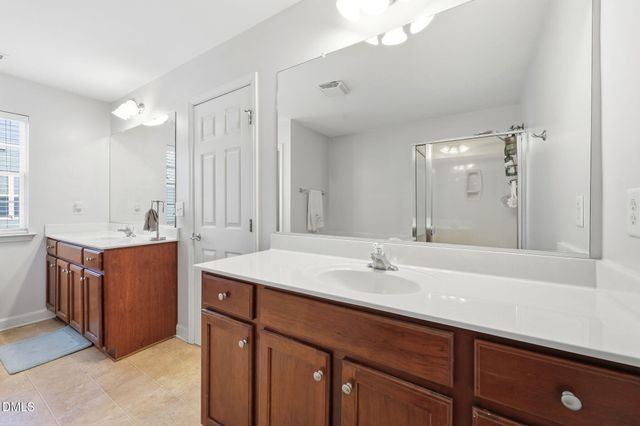 526 Redford Place Drive, Rolesville, NC 27571