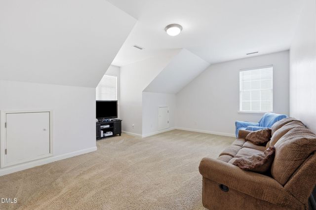 526 Redford Place Drive, Rolesville, NC 27571