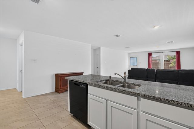 2003 Ava Drive, Ennis, TX 75119