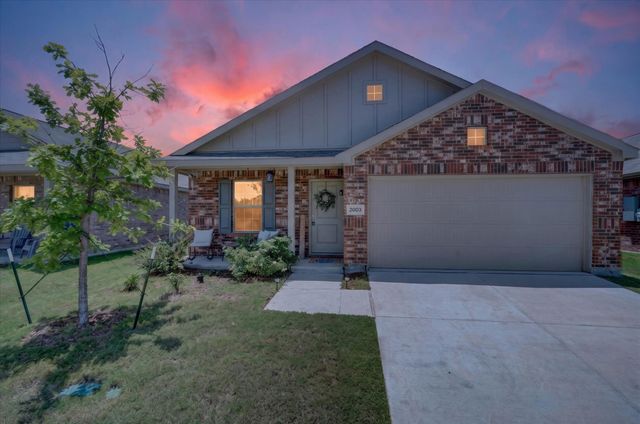 2003 Ava Drive, Ennis, TX 75119