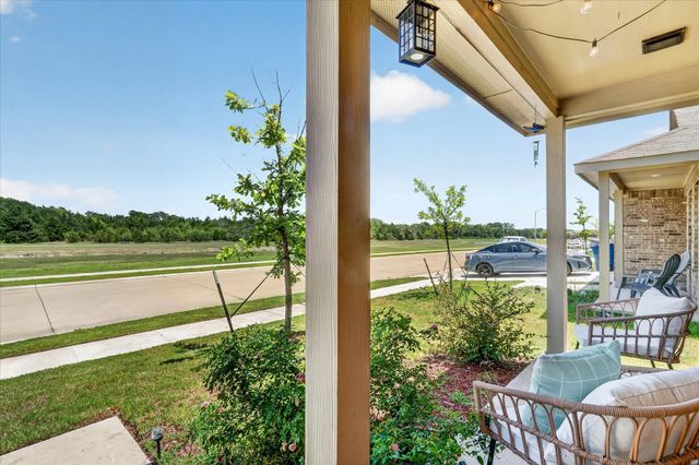 2003 Ava Drive, Ennis, TX 75119