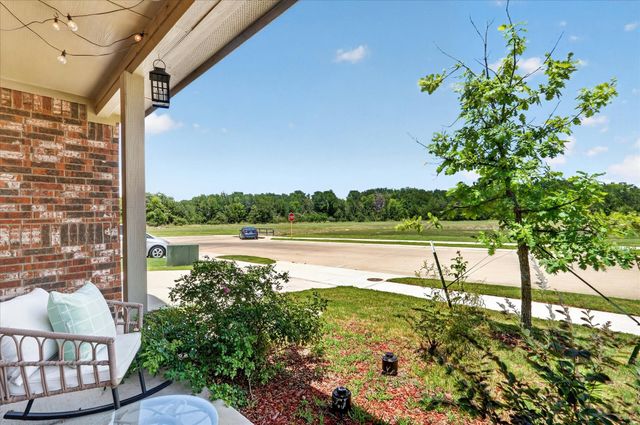 2003 Ava Drive, Ennis, TX 75119
