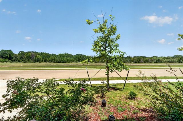 2003 Ava Drive, Ennis, TX 75119