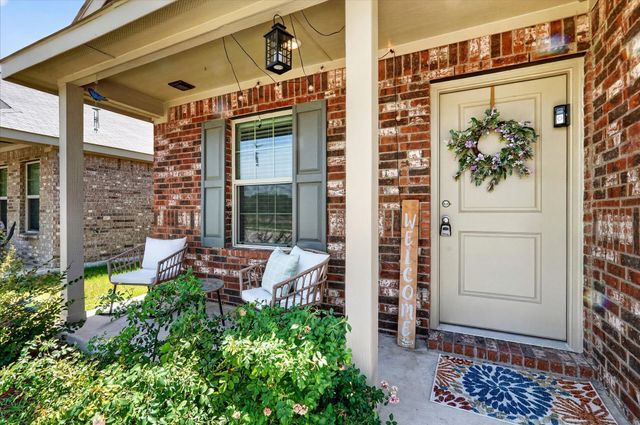 2003 Ava Drive, Ennis, TX 75119
