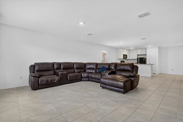 2003 Ava Drive, Ennis, TX 75119