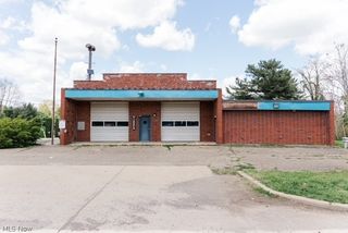 3525 Lincoln Street E, Canton, OH 44707