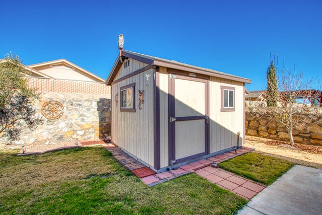 14227 BLUESKY POINT Court, El Paso, TX 79938