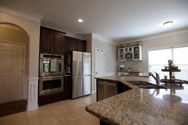 102 Mato Cante Court, Kathleen, GA 31047