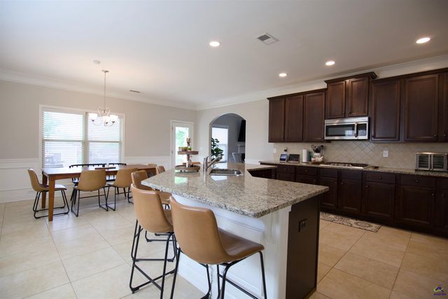 102 Mato Cante Court, Kathleen, GA 31047