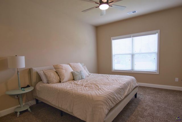 102 Mato Cante Court, Kathleen, GA 31047