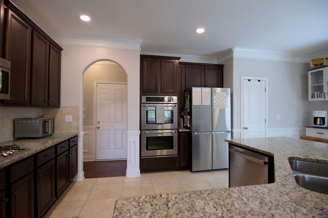 102 Mato Cante Court, Kathleen, GA 31047