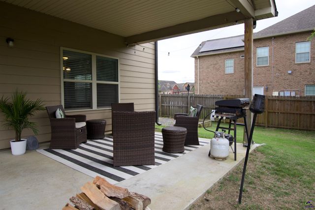 102 Mato Cante Court, Kathleen, GA 31047