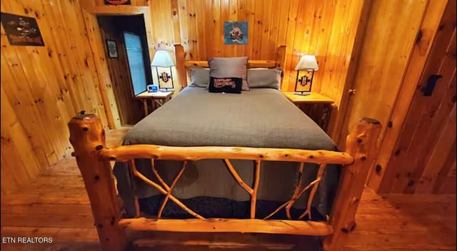 1740 Cherohala Skyway, Tellico Plains, TN 37385