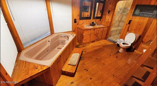 1740 Cherohala Skyway, Tellico Plains, TN 37385