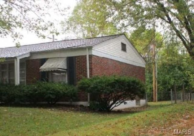 1533 Keelen Drive, St Louis, MO 63136