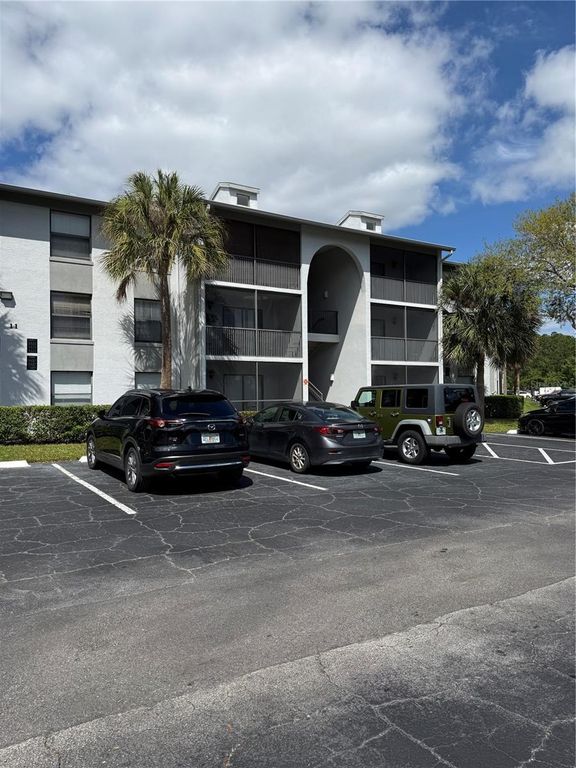 1134 S PINE RIDGE CIRCLE 1134, Sanford, FL 32773