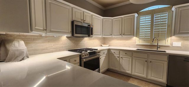 16100 Silverado Drive, Edmond, OK 73013