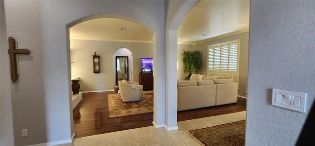16100 Silverado Drive, Edmond, OK 73013