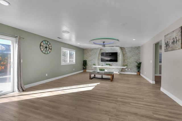 4729 N Rumi Avenue, Fresno, CA 93723