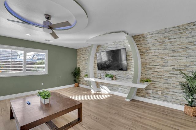 4729 N Rumi Avenue, Fresno, CA 93723