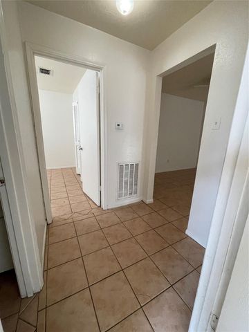 9436 Tooley Drive, Houston, TX 77031