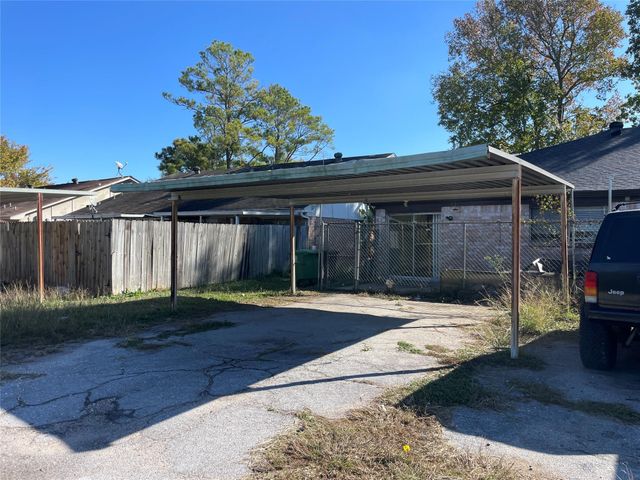 9436 Tooley Drive, Houston, TX 77031